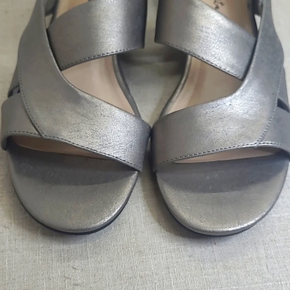 Easy Street Pewter Sandals Zip Back 9.5 W - Picture 6 of 7